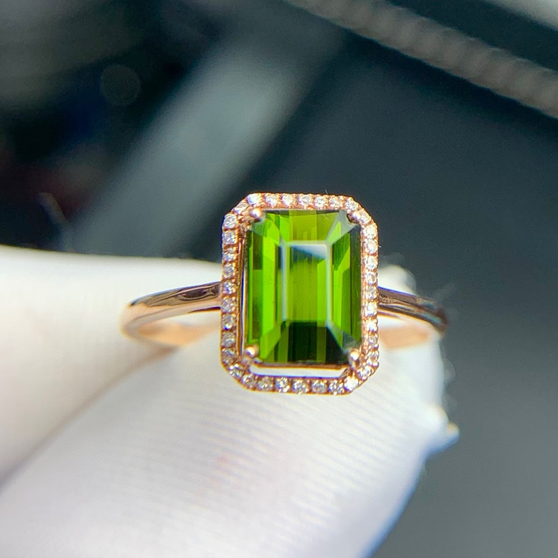 14k Gold 2.1 Ct Natural Tourmaline & Diamond Ring - 8