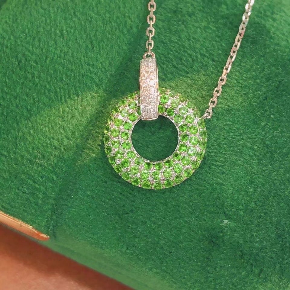 14k Gold 0.75 Ctw Natural Tsavorite & Diamond Necklace - 3