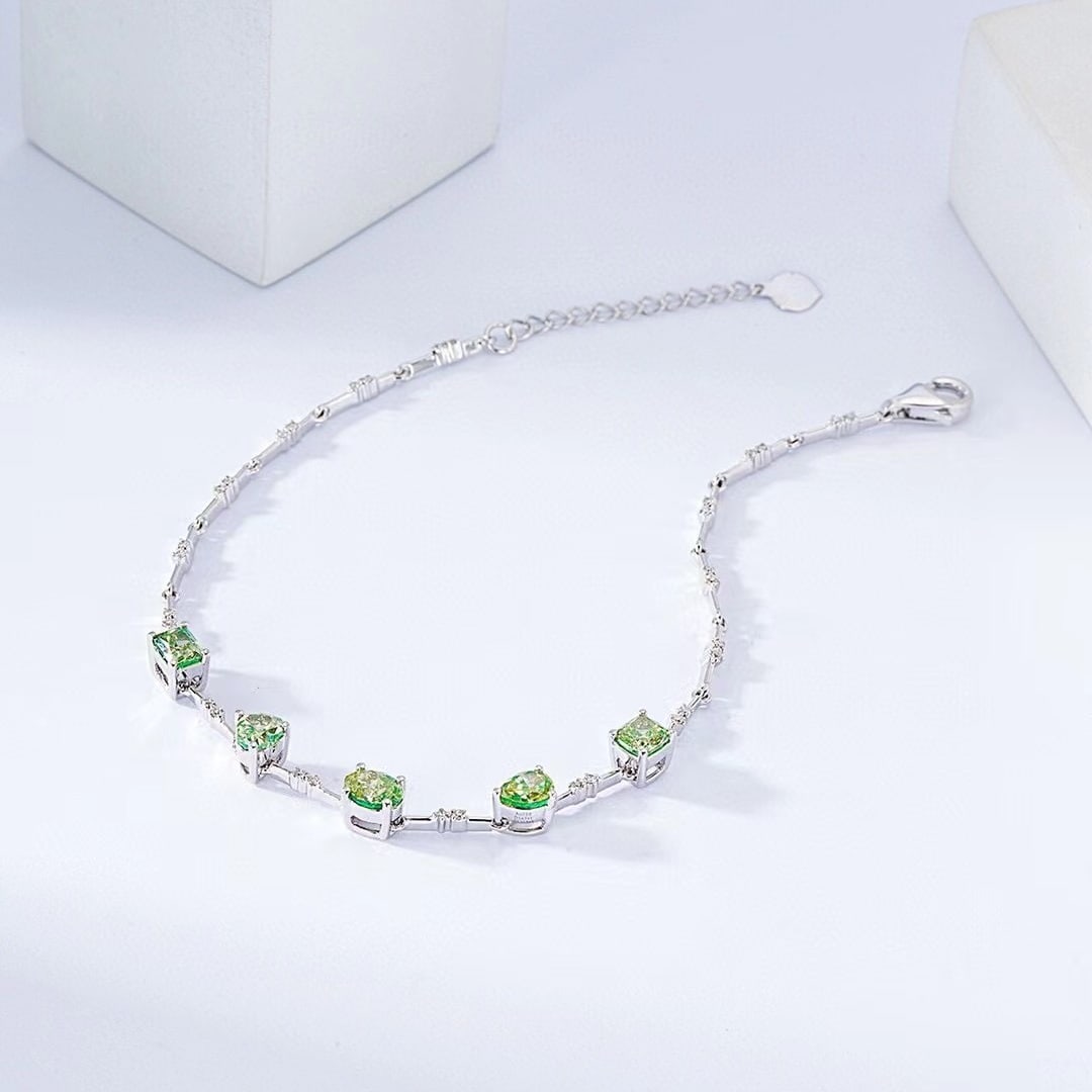 14k Gold 1.61 Ctw Natural Green Diamond & Diamond Bracelet - 3