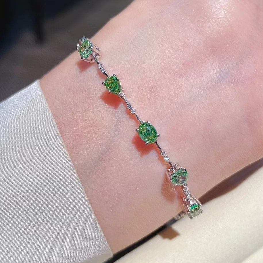 14k Gold 1.61 Ctw Natural Green Diamond & Diamond Bracelet - 4