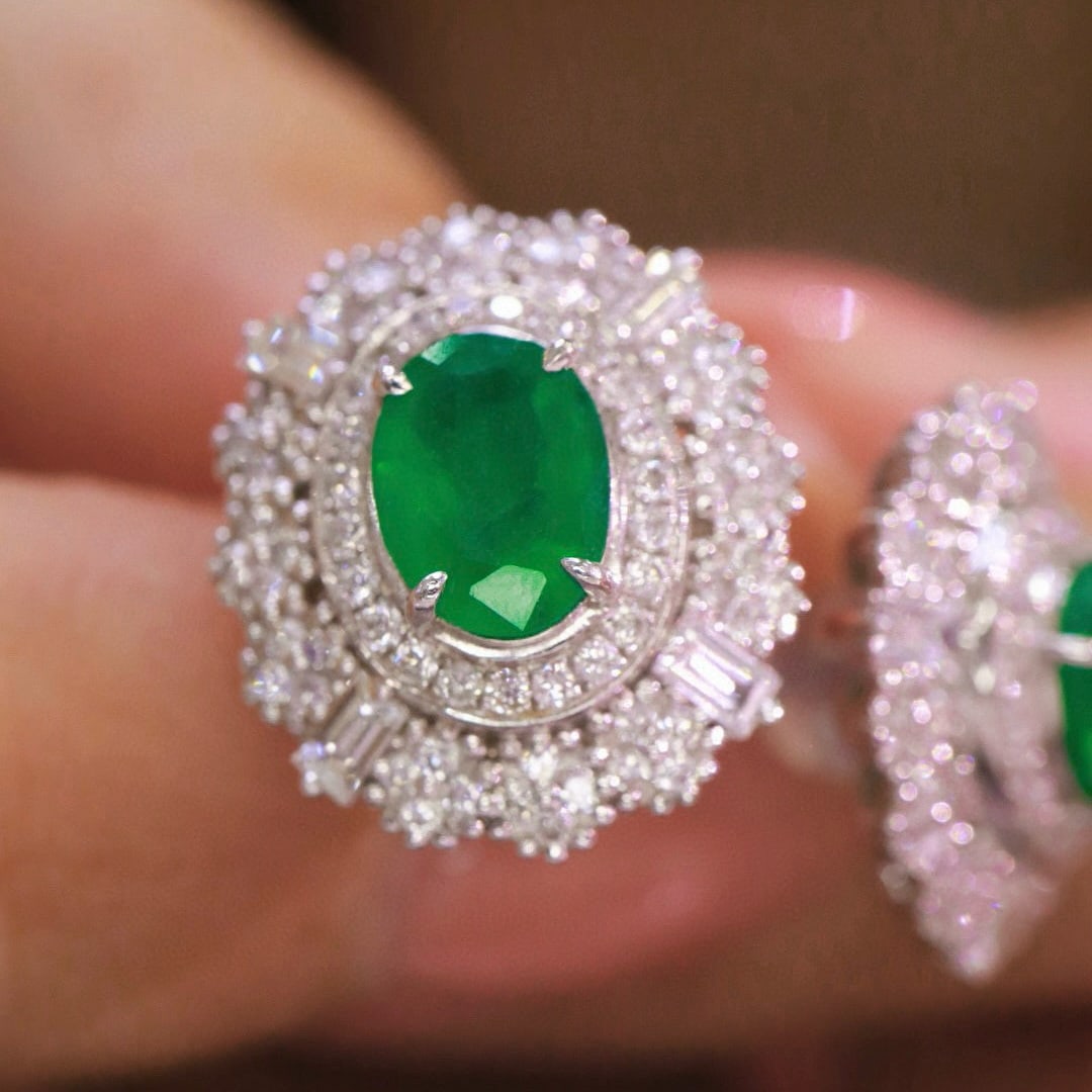 14k Gold 3.42 Ctw Natural Emerald & Diamond Earrings - 4