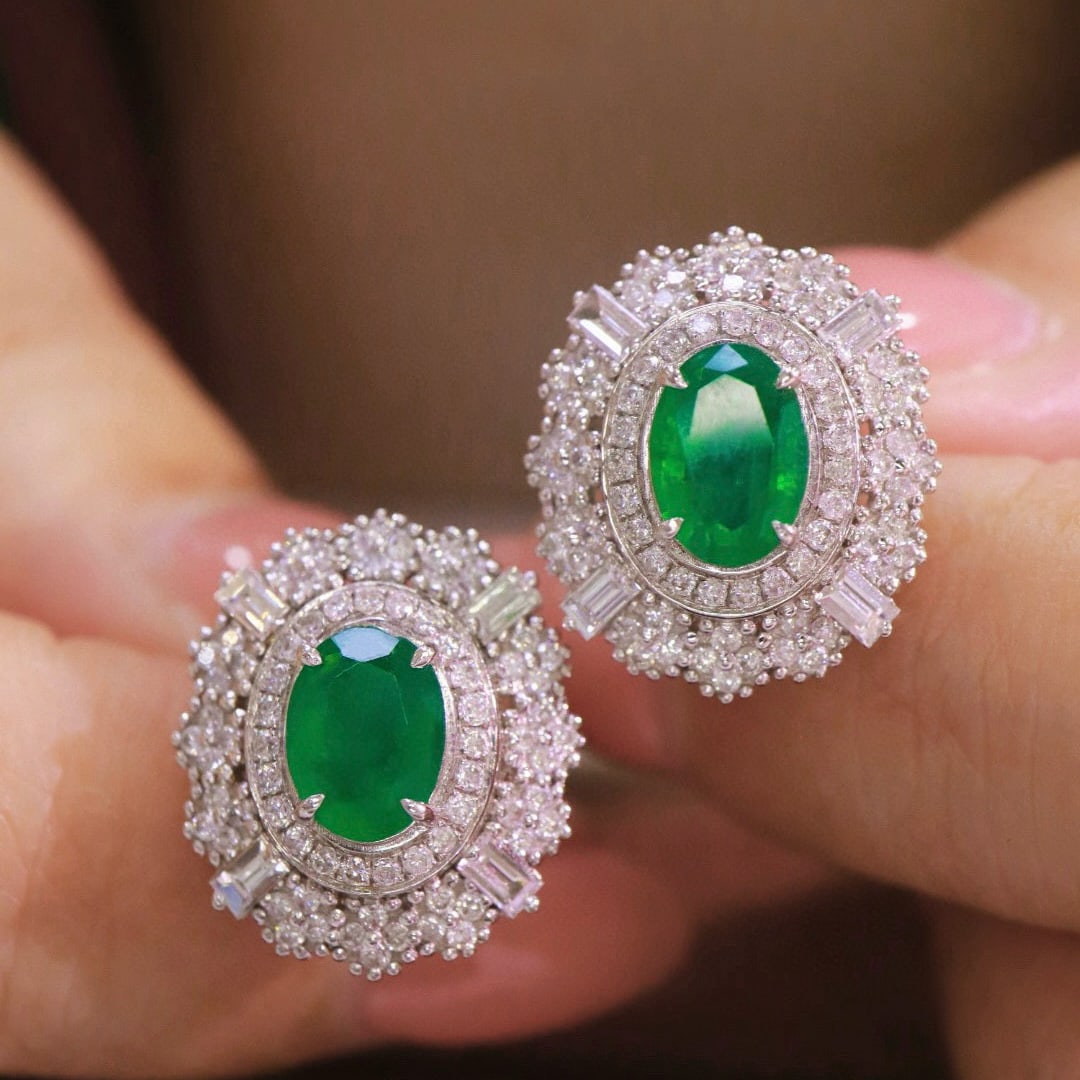 14k Gold 3.42 Ctw Natural Emerald & Diamond Earrings - 6