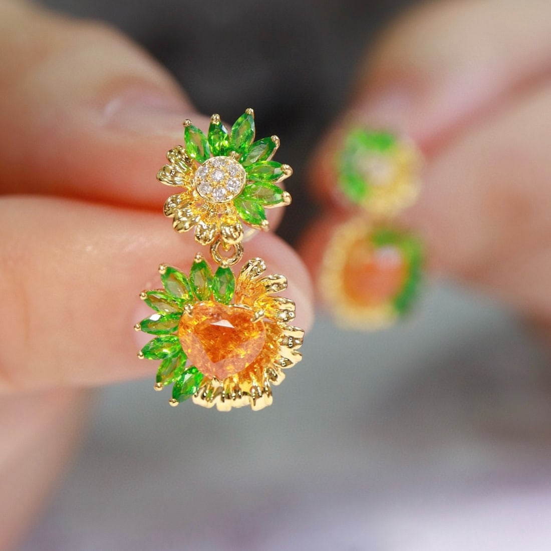 14k Gold 2.95 Ctw Natural Spessartine & Tsavorite Earrings - 7
