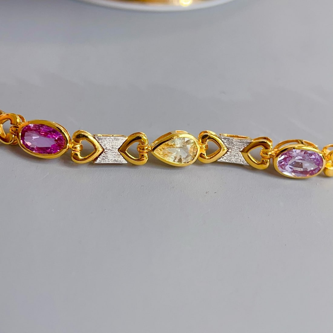 14k Gold 3.38 Ct Natural Sapphire Bracelet - 2