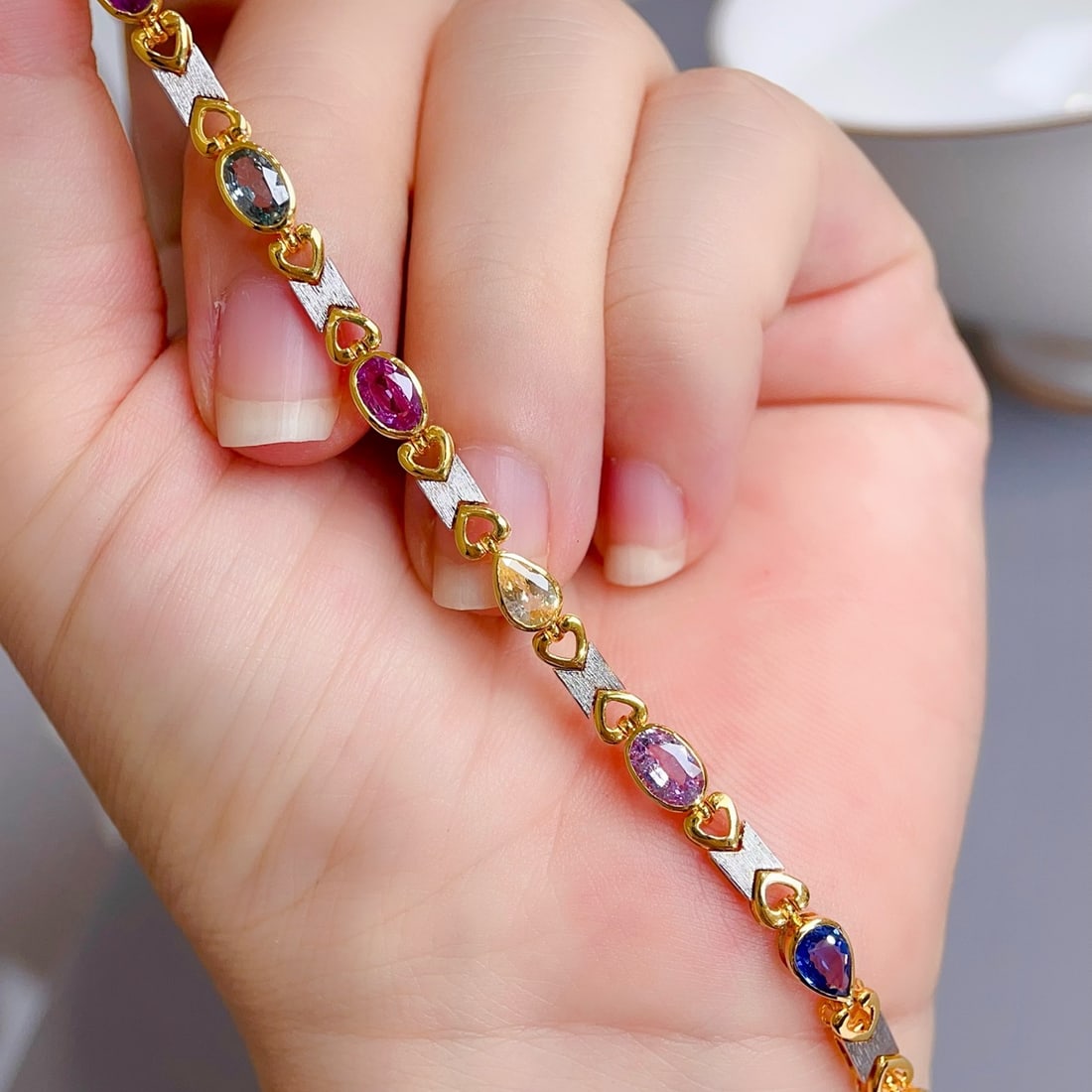 14k Gold 3.38 Ct Natural Sapphire Bracelet - 4