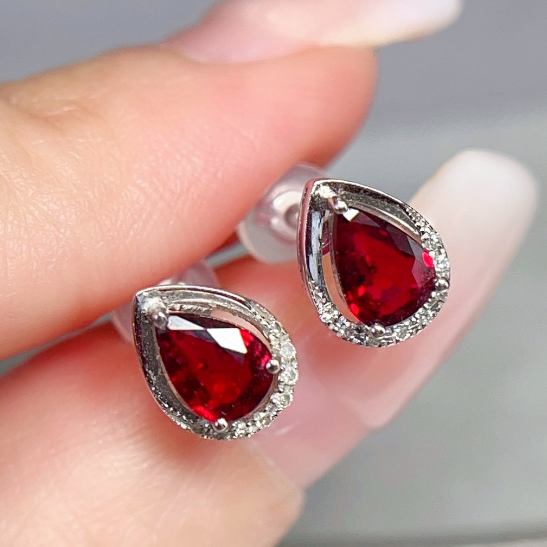 14k Gold 1 Ct Natural Ruby & Diamond Earrings - 4