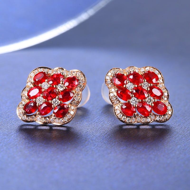 14k Gold 2.08 Ctw Vivid Red Natural Ruby & Diamond Earrings: Ref:230951034 // gold content:14k gold // main gemstone:ruby // shape:oval // carat weight:1. 75ct // color:vivid red // treatment:natural // // adjacent gemstone 2 : diamond // number of stones:88 //