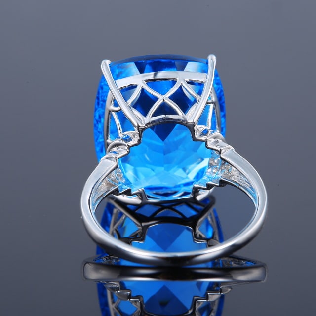 14k Gold 20.30 Ctw Natural Topaz & Diamond Ring - 2