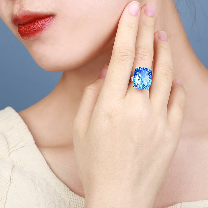 14k Gold 20.30 Ctw Natural Topaz & Diamond Ring - 7