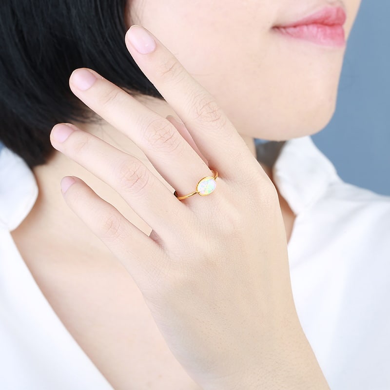 14k Gold 0.8 Ct Natural Opal Ring - 2