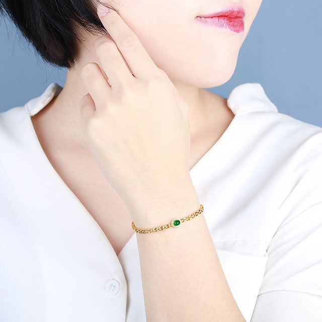 14k Gold 0.60 Ctw Vivid Green Natural Emerald & Diamond Bracelet - 2