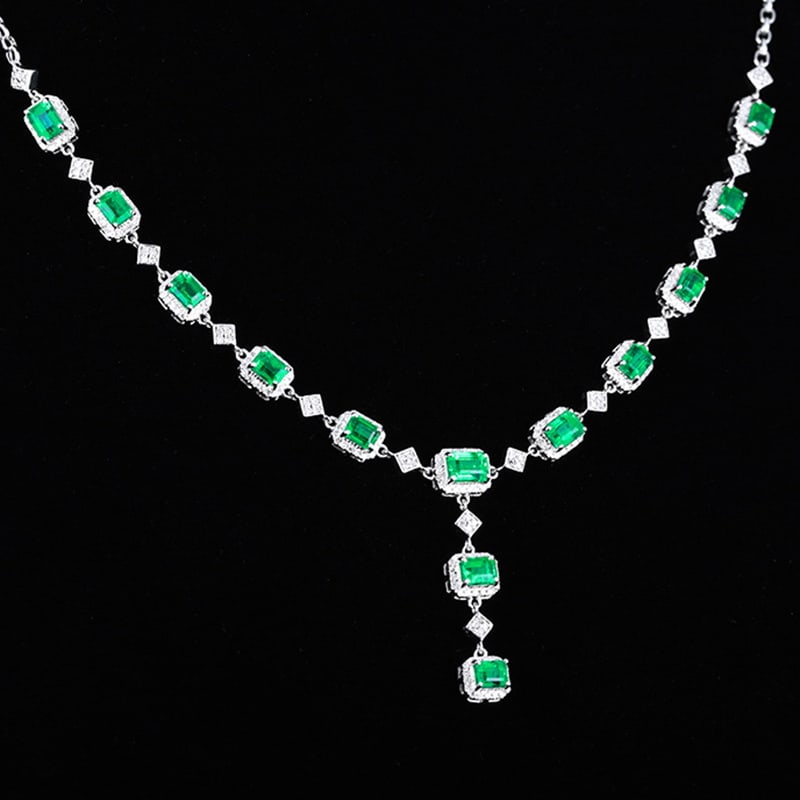 14k Gold 4.45 Ct Vivid Green Natural Emerald & Diamond Necklace - 3