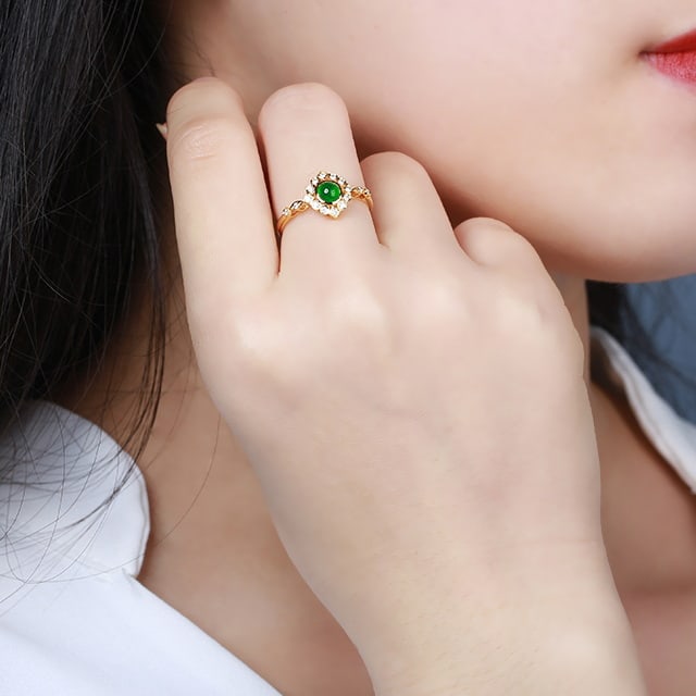 14k Gold 0.59 Ctw Vivid Green Natural Emerald & Diamond Ring - 2