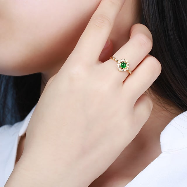 14k Gold 0.59 Ctw Vivid Green Natural Emerald & Diamond Ring - 5