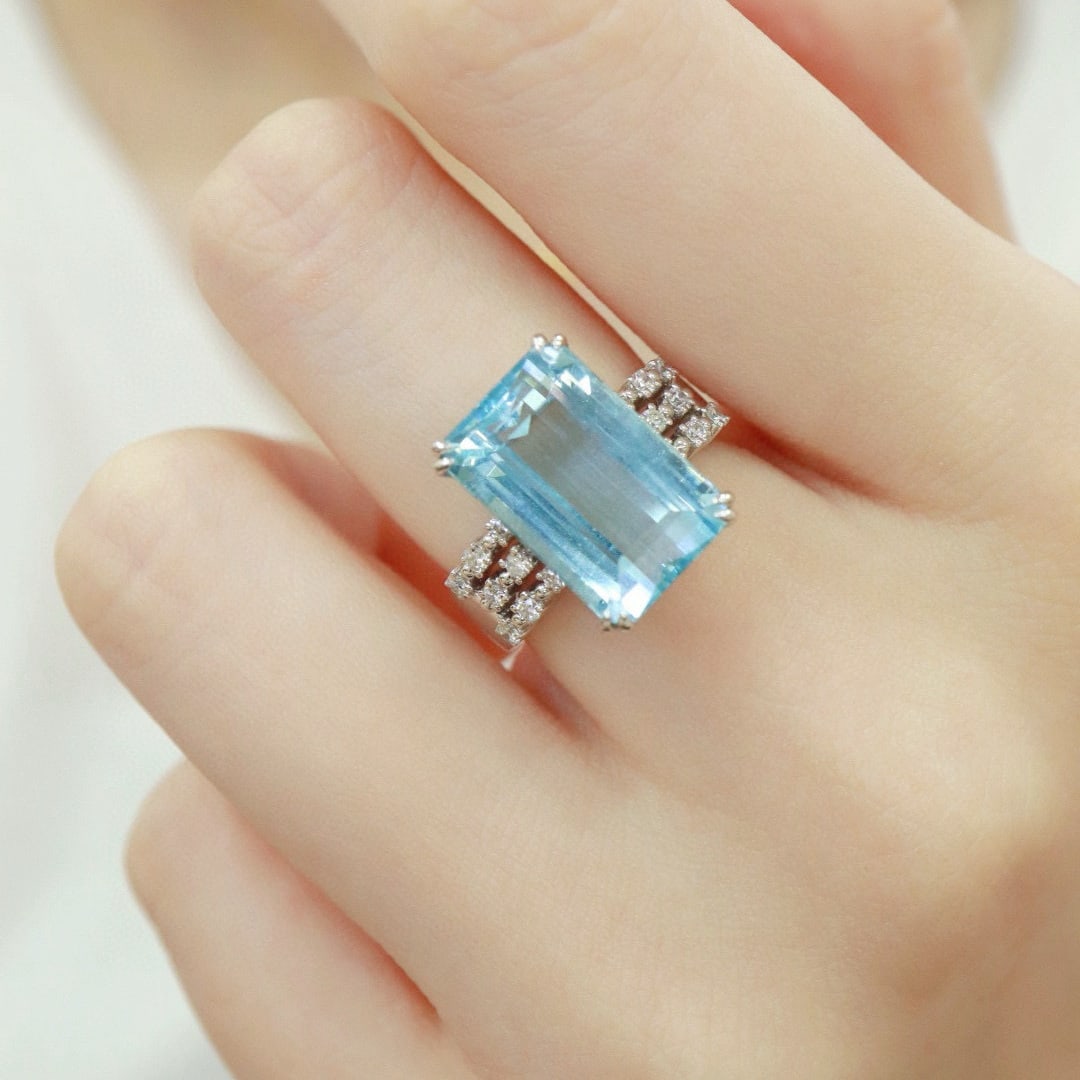 14k Gold 8.47 Ctw Natural Aquamarine & Diamond Ring - 5