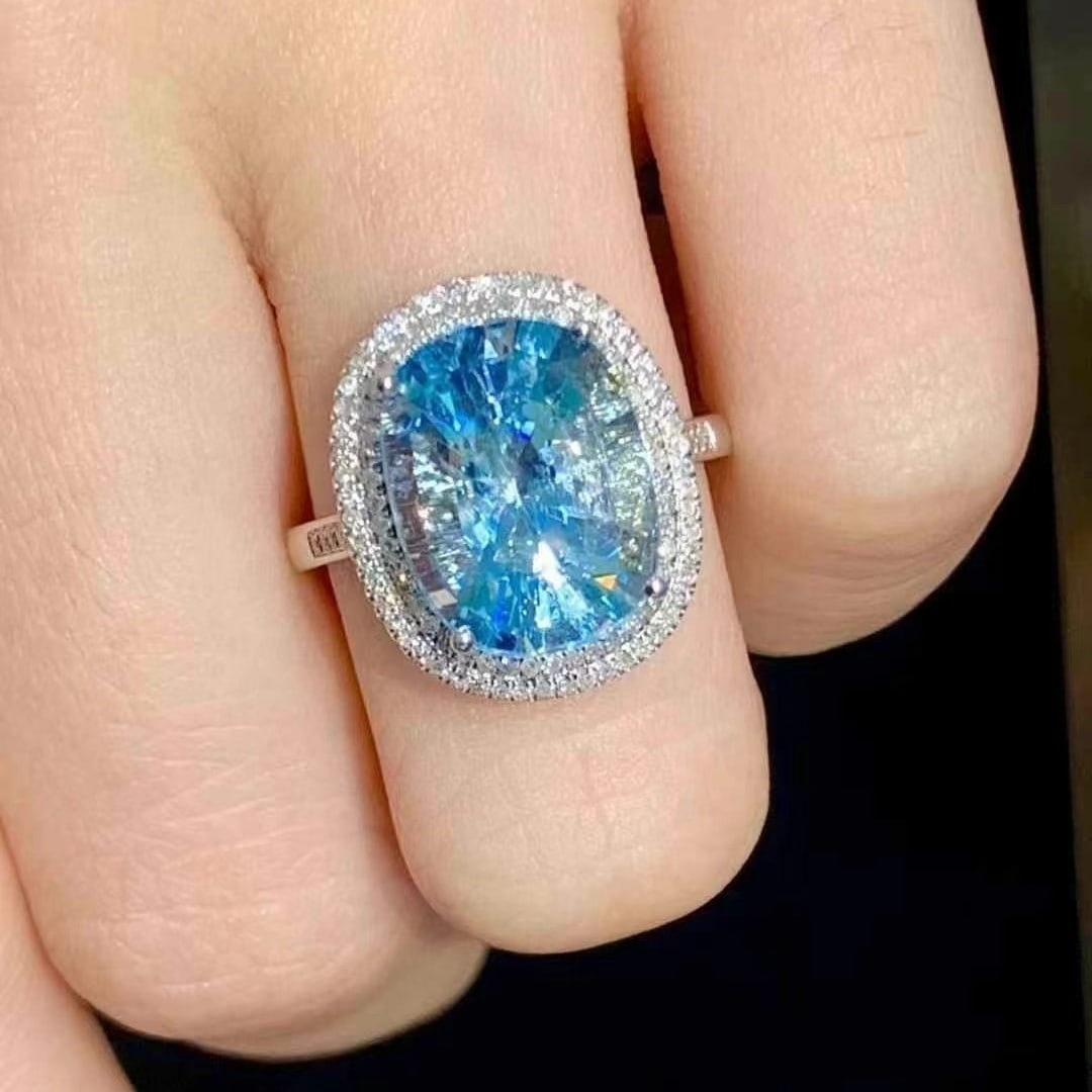 14k Gold 4.8 Ct Natural Aquamarine & Diamond Ring - 5