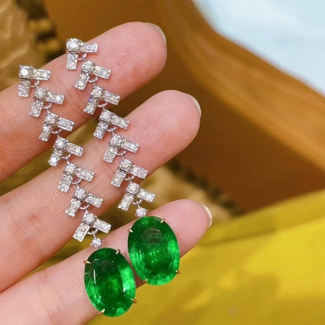 14k Gold 10.88 Ct Vivid Green Natural Emerald & Diamond Earrings - 6