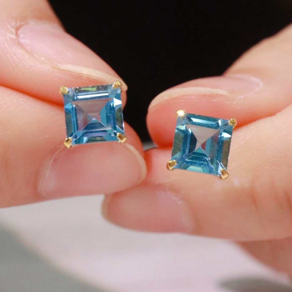 14k Gold 3 Ct Natural Topaz Earrings - 4