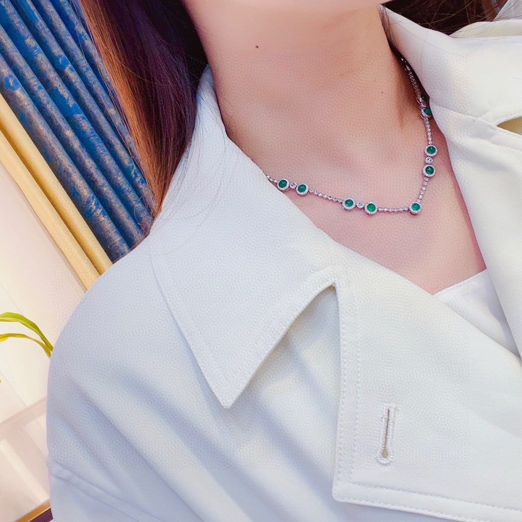 14k Gold 13.03 Ctw Vivid Green Natural Emerald & Diamond Necklace - 7