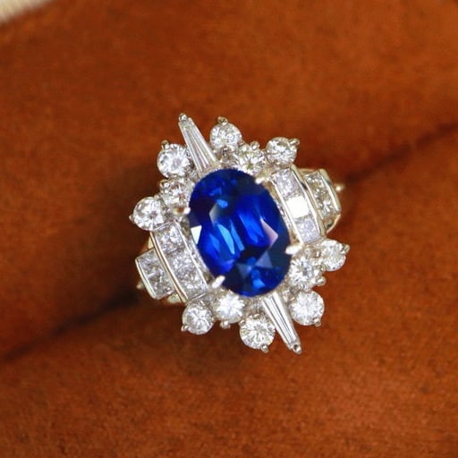 14k Gold 3.77 Ctw Vivid Blue Natural Sapphire & Diamond Ring - 4