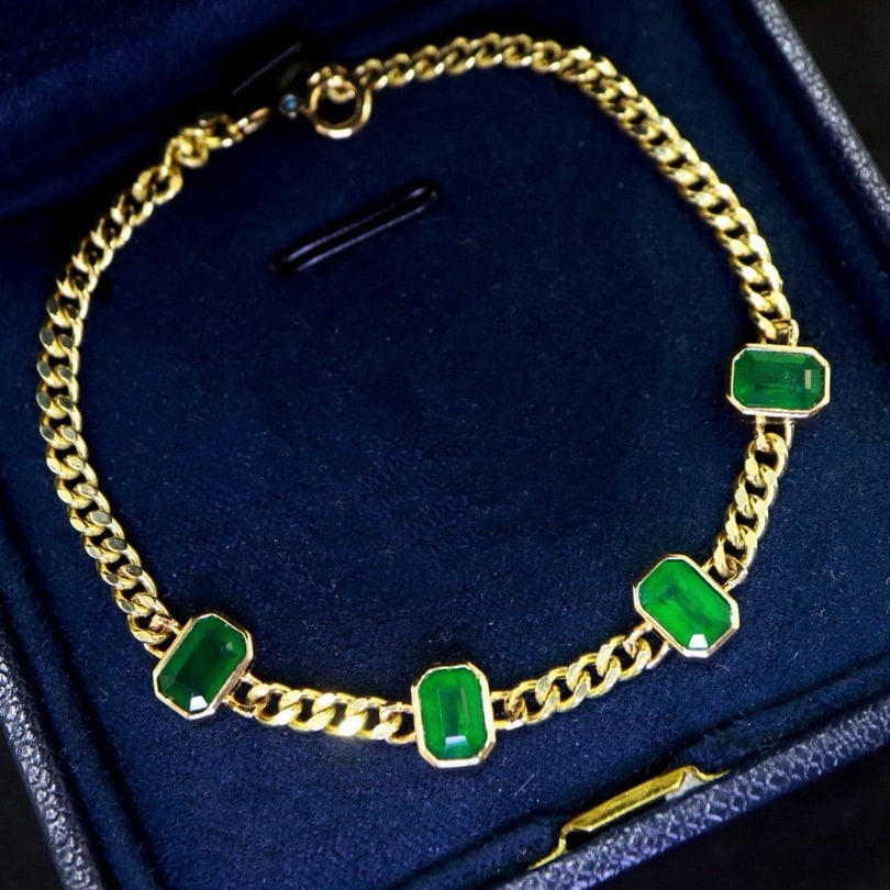 14k Gold 2.6 Ct Vivid Green Natural Emerald Bracelet - 7