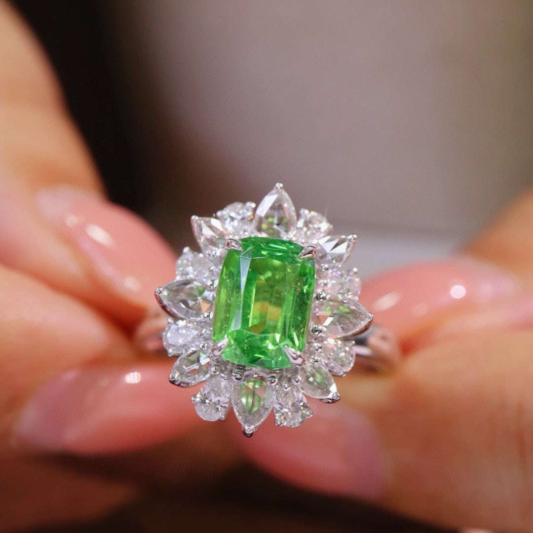 14k Gold 2.87 Ctw Natural Tsavorite & Diamond Ring: Ref:230951121 // gold content:14k gold // ring size:7. 25us // // main gemstone:tsavorite // shape:cushion // carat weight:2. 07ct // color:green // treatment:natural // // adjacent gemstone 2 : diamo