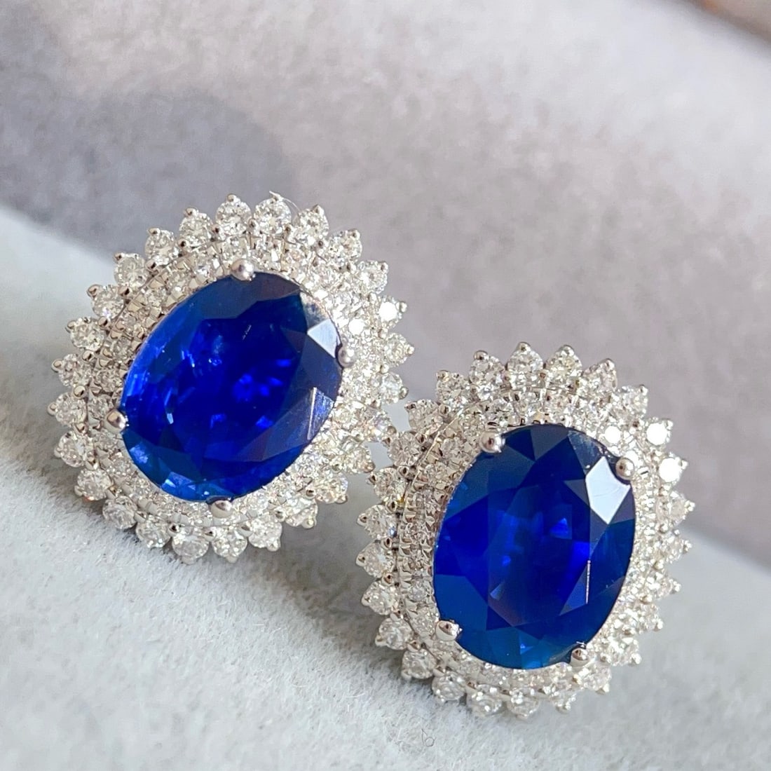 14k Gold 5.06 Ctw Natural Sapphire & Diamond Earrings - 3