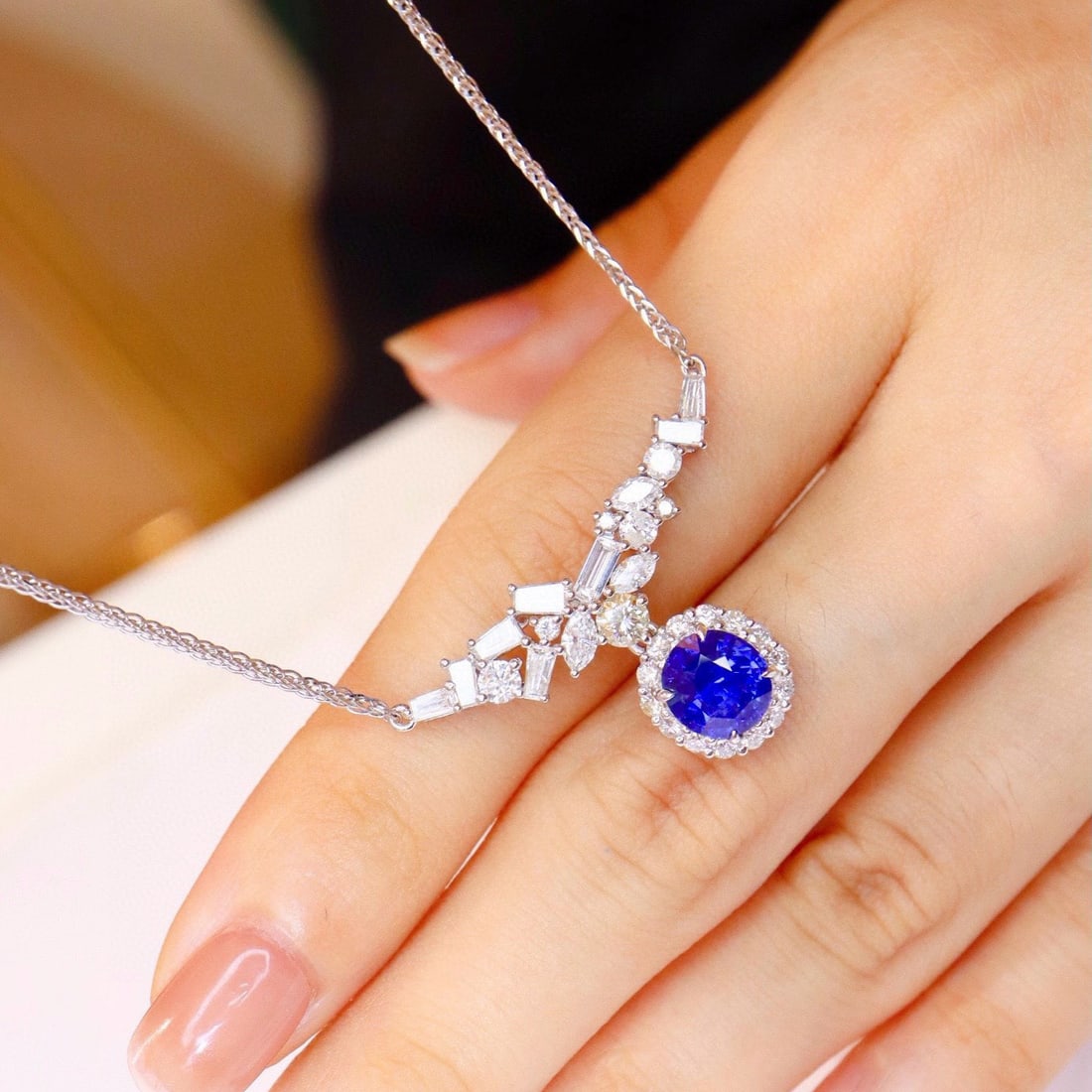 14k Gold 4.12 Ctw Natural Sapphire & Diamond Necklace - 2