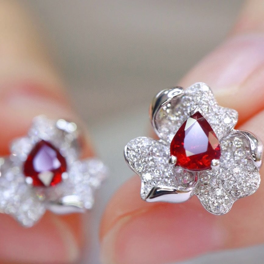 14k Gold 2.05 Ctw Natural Ruby & Diamond Earrings - 6