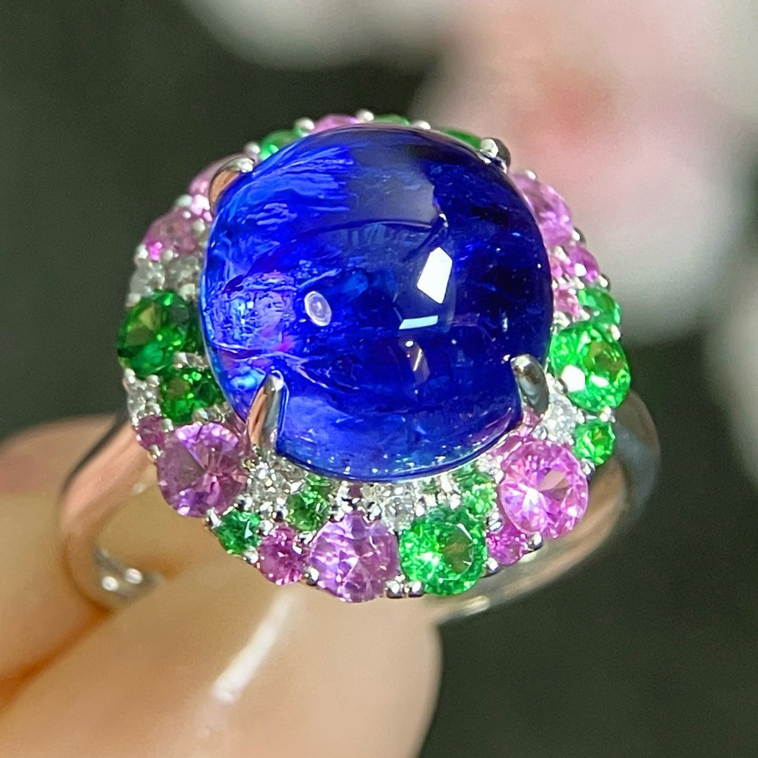 14k Gold 8.66 Ctw Natural Tanzanite & Tsavorite & Sapphire & Diamond Ring - 3