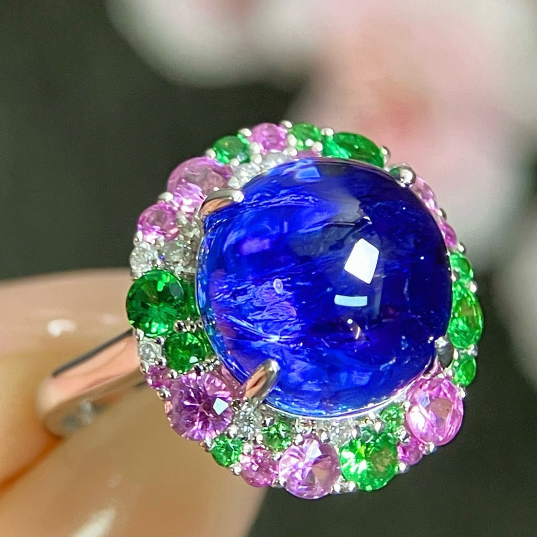14k Gold 8.66 Ctw Natural Tanzanite & Tsavorite & Sapphire & Diamond Ring - 4