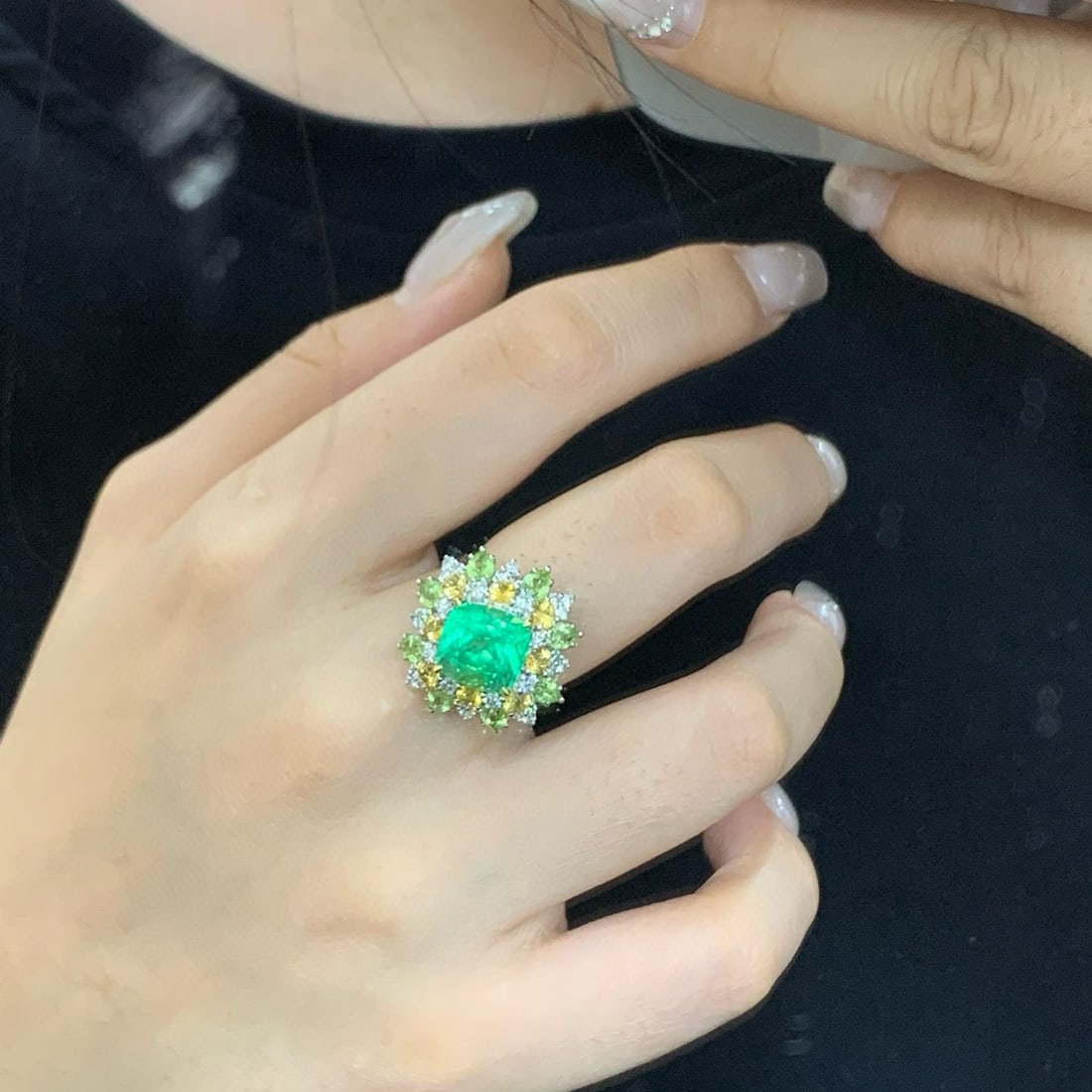 14k Gold 4.55 Ctw Natural Emerald & Diamond Ring - 4