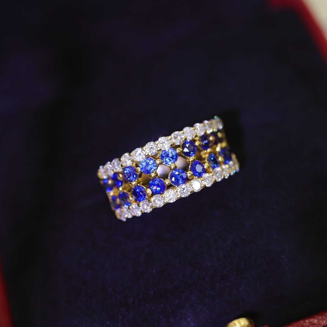 14k Gold 2.12 Ctw Natural Sapphire & Diamond Ring: Ref:230951167 // gold content:14k gold // ring size:7. 25us // // main gemstone:sapphire // shape:round // carat weight:1. 37ct // color:blue // treatment:natural // cut grade:g // // adjacent gemston