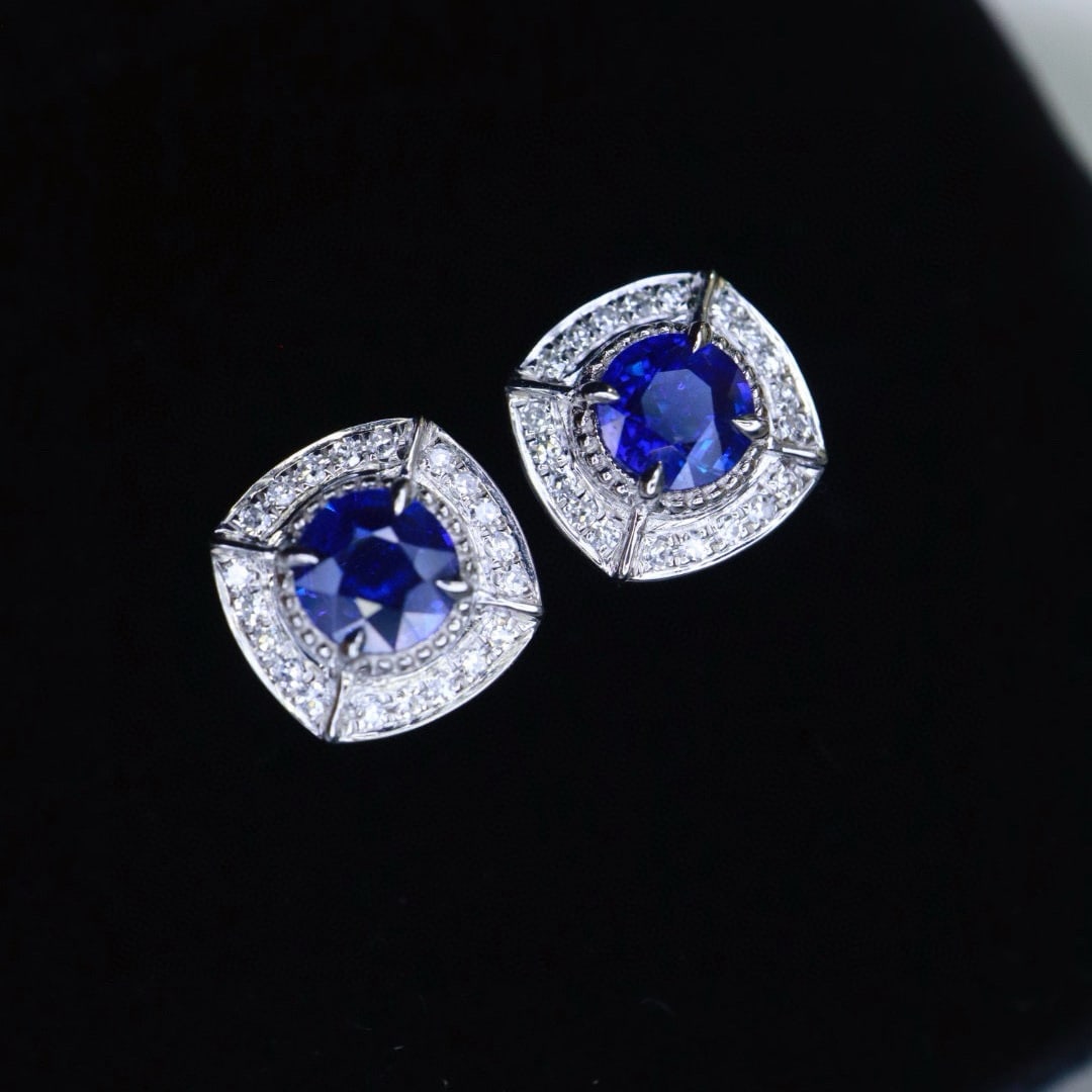 14k Gold 0.72 Ctw Natural Sapphire & Diamond Earrings: Ref:230951177 // gold content:14k gold // main gemstone:sapphire // shape:round // carat weight:0. 6ct // color:blue // treatment:natural // cut grade:g // // adjacent gemstone 2 : diamond //