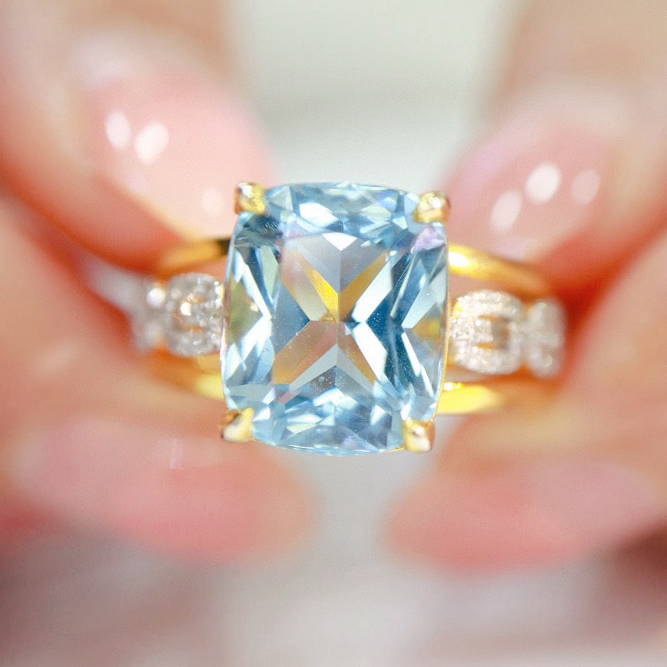 14k Gold 5.01 Ctw Natural Aquamarine & Diamond Ring - 2