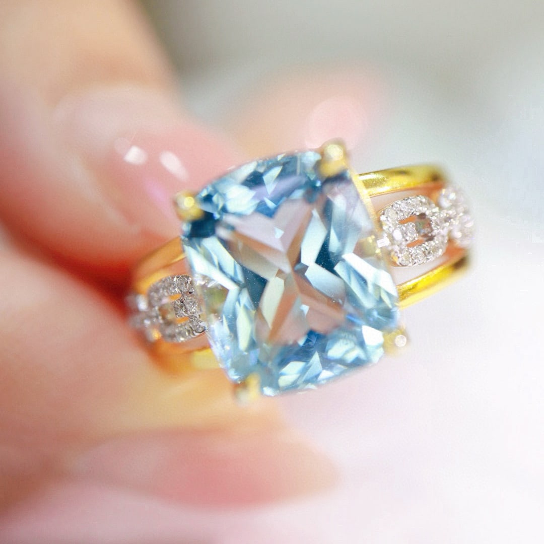 14k Gold 5.01 Ctw Natural Aquamarine & Diamond Ring - 4