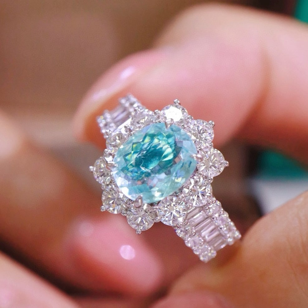 14k Gold 2.42 Ctw Natural Paraiba Tourmaline & Diamond Ring - 4