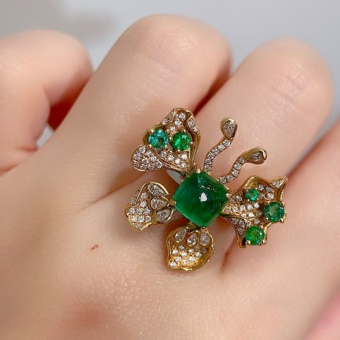 14k Gold 3.43 Ctw Vivid Green Natural Emerald & Diamond & Butterfly Ring/brooch/pendant( Without ... - 7