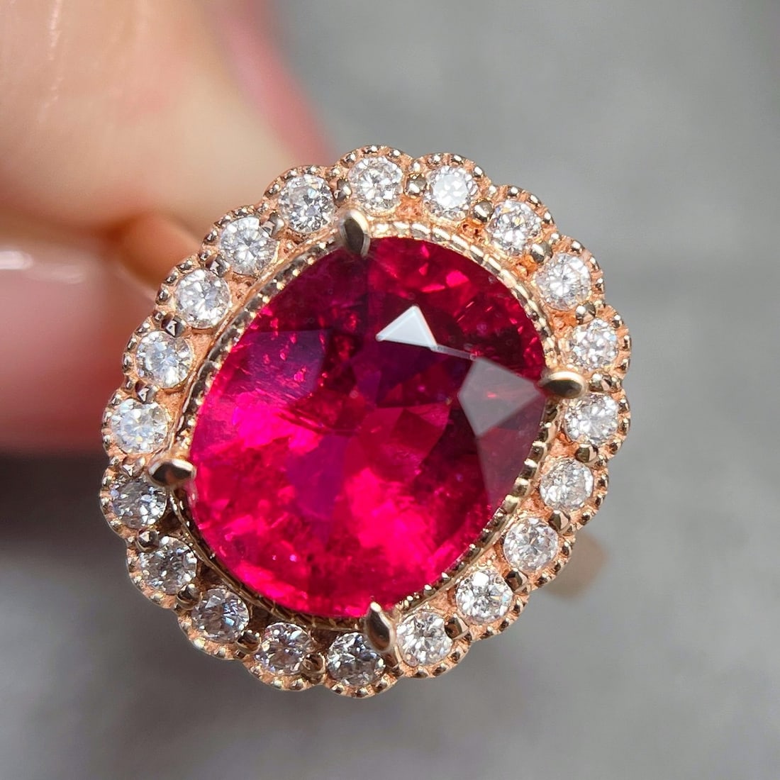 14k Gold 3.5 Ct Natural Tourmaline & Diamond Ring - 4