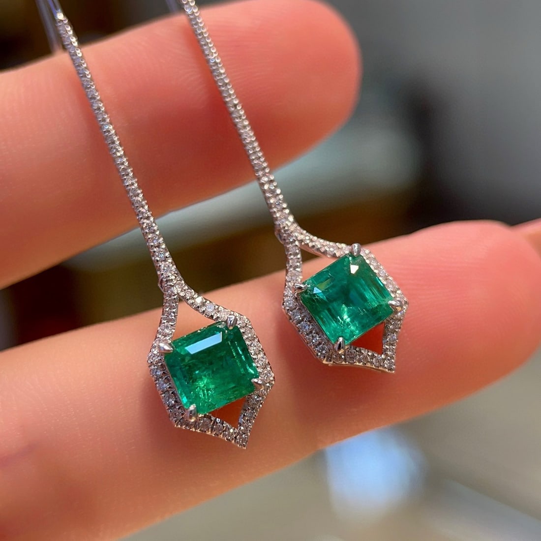 14k Gold 2.42 Ctw Vivid Green Natural Emerald & Diamond Earrings - 6