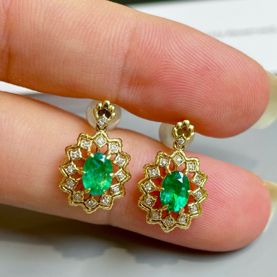 14k Gold 1.08 Ctw Vivid Green Natural Emerald & Diamond Earrings - 2