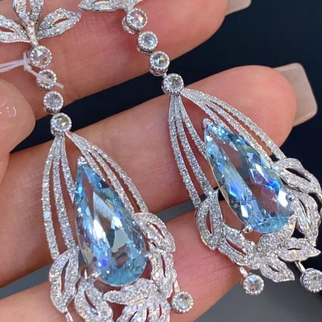 14k Gold 7.9 Ctw Natural Aquamarine & Diamond Earrings - 3