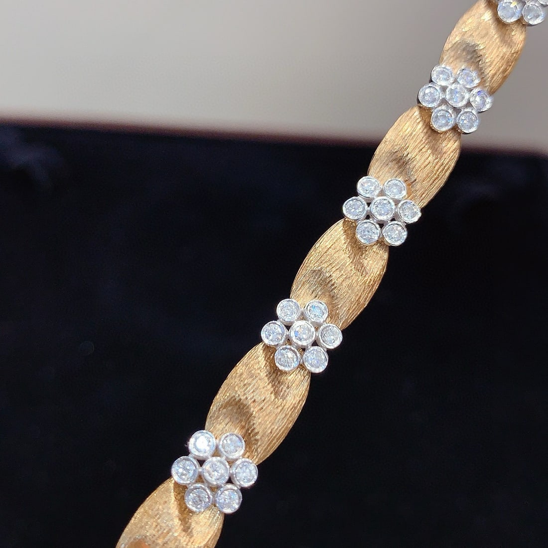 14k Gold 1.46 Ct Natural H Diamond Bracelet - 2
