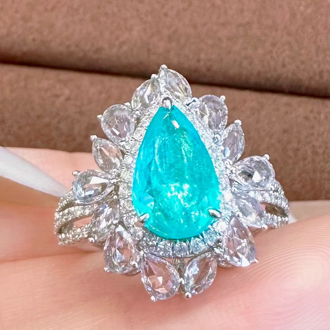 14k Gold 1.36 Ctw Natural Paraiba Tourmaline & Diamond Ring - 2