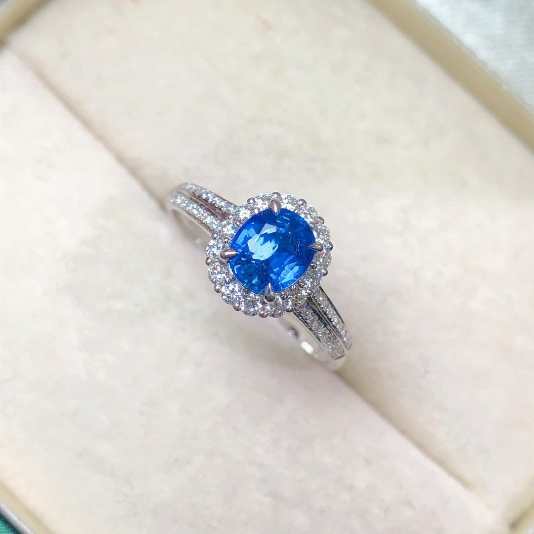 14k Gold 1.32 Ctw Natural Sapphire & Diamond Ring - 4