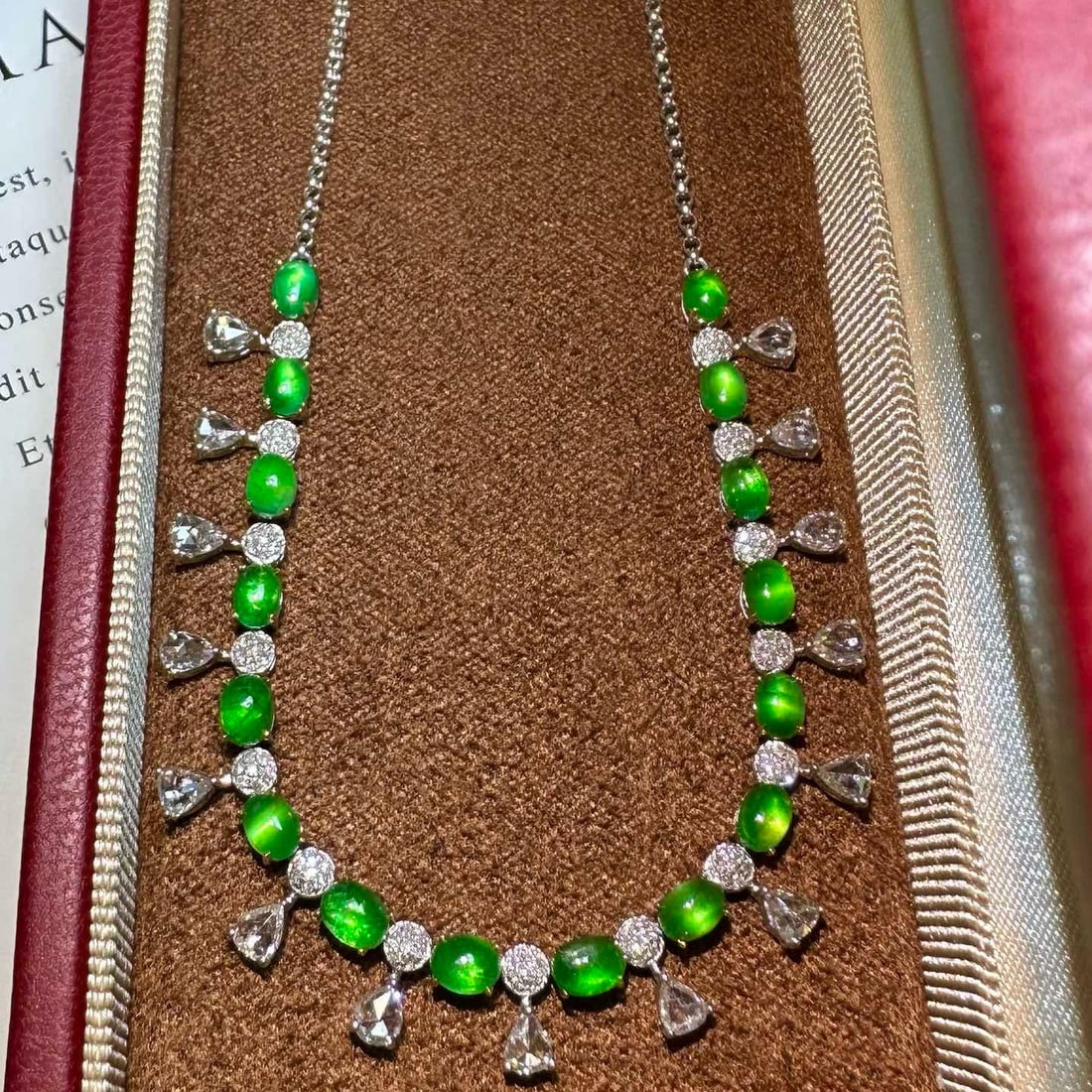 14k Gold 3 Ct Vivid Green Natural Emerald & Diamond Necklace - 2