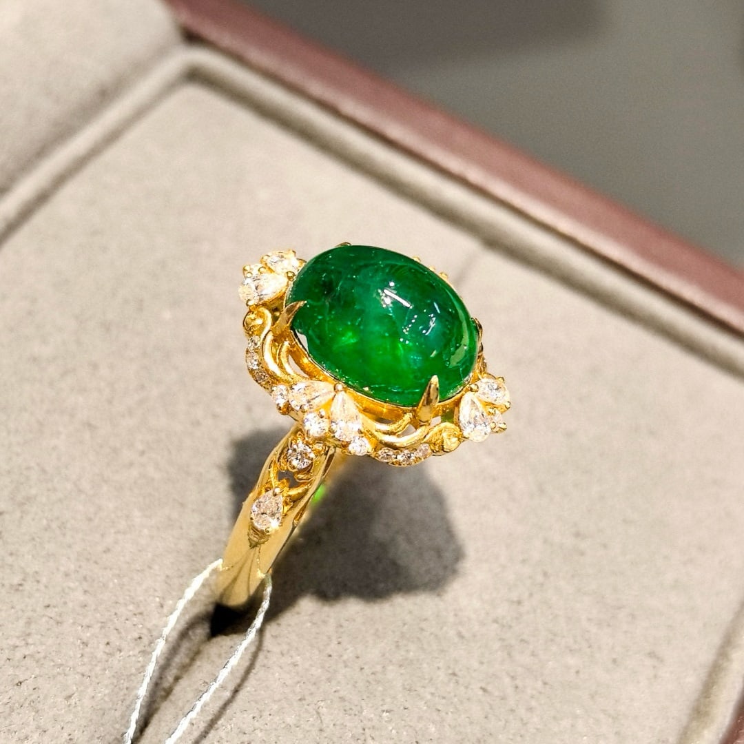 14k Gold 4.03 Ctw Vivid Green Natural Emerald & Diamond Ring - 4