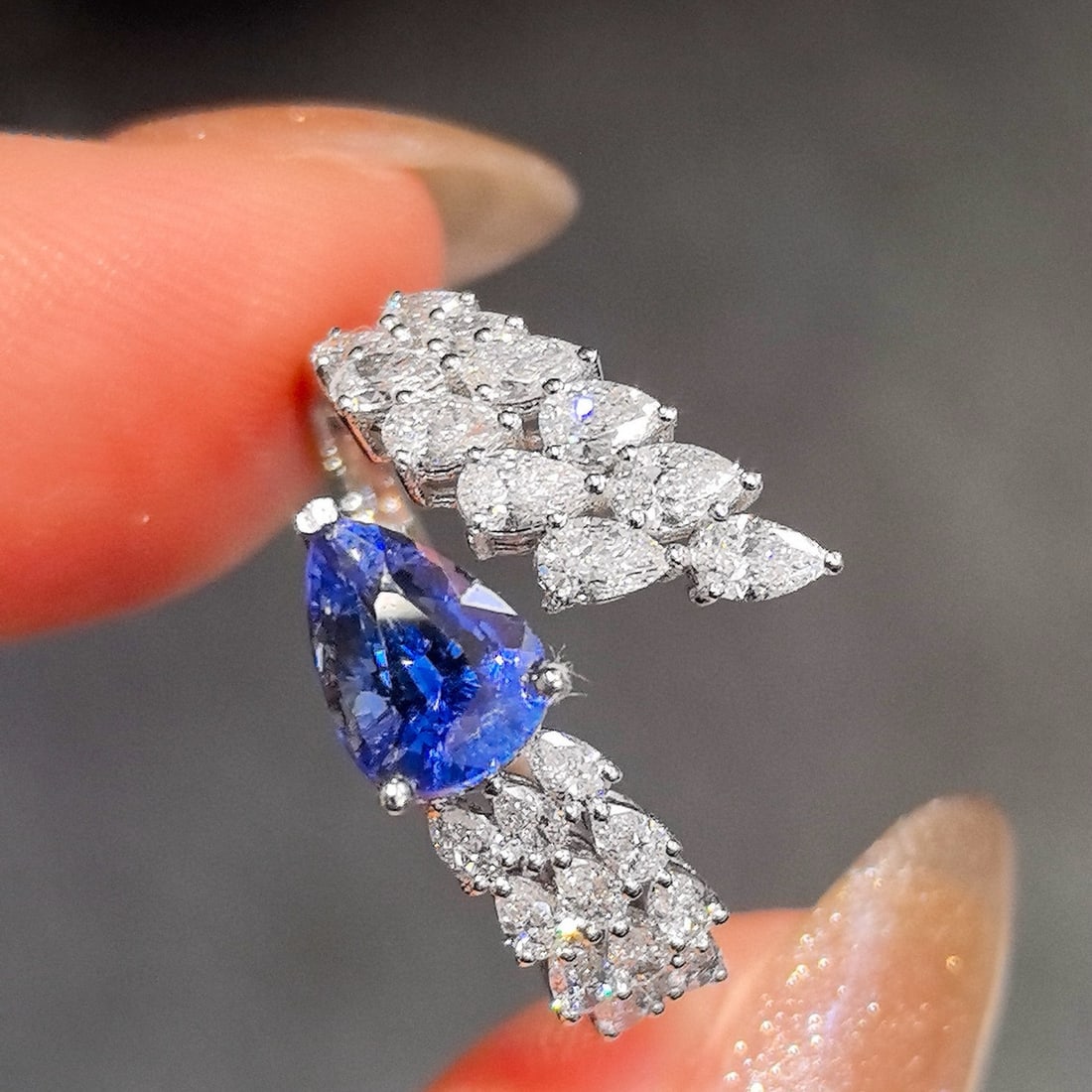 14k Gold 2.00 Ctw Natural Sapphire & Lab Grown Diamond Ring - 3