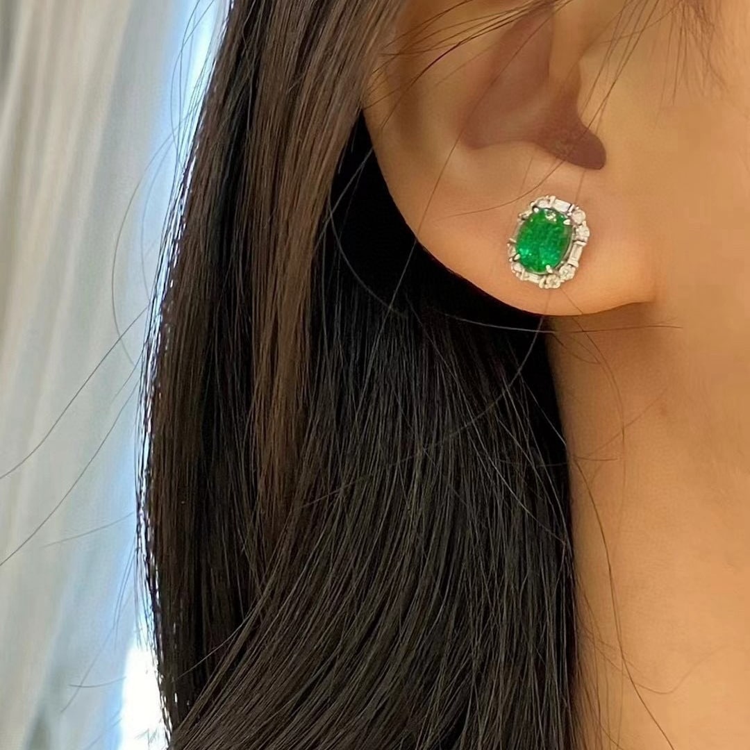 14k Gold 2.76 Ctw Natural Emerald & Diamond Earrings - 5