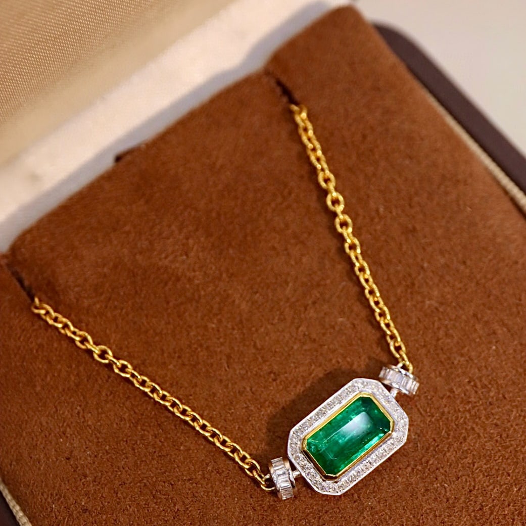 14k Gold 1.40 Ctw Natural Emerald & Diamond Necklace - 5